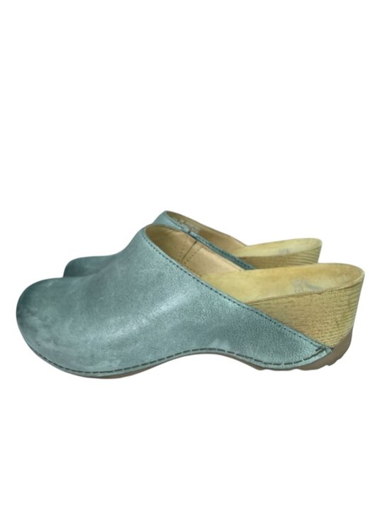 Dansko Talulah Leather Minimalist Clog in Denim Blue, Size 38, $145 US Size 7 - Picture 2 of 10